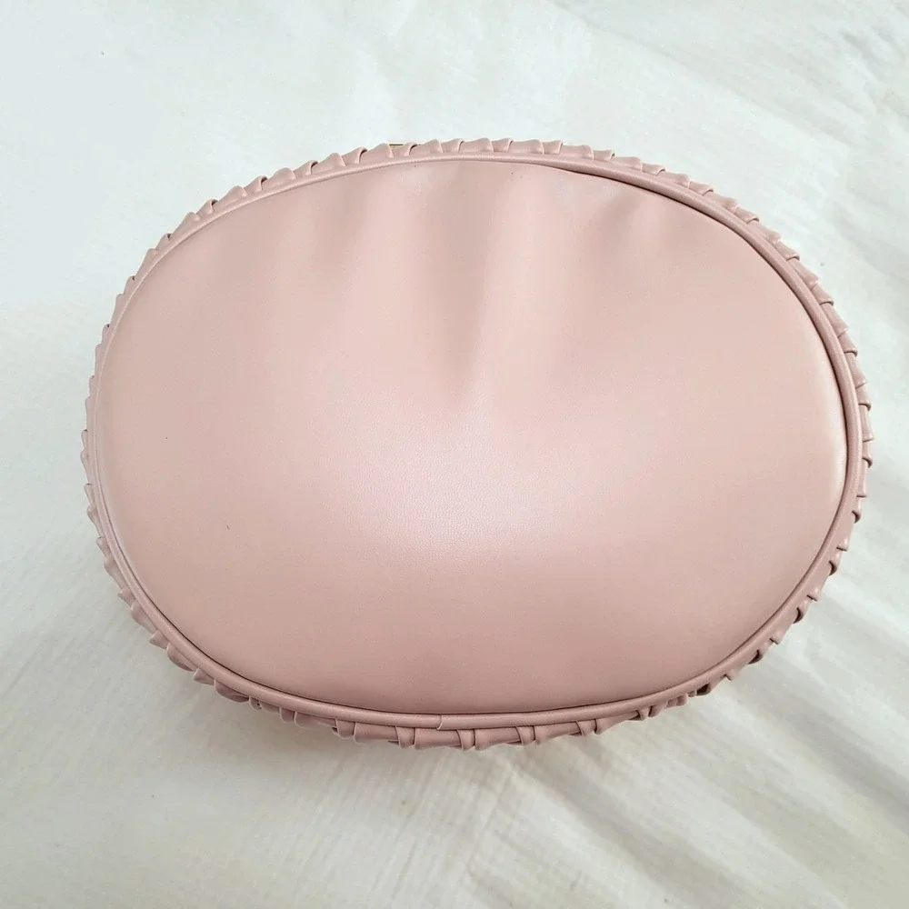 NWT Vince Camuto Pink Pleated Vanity Makeup Cosmetics Zipper Close Bag Case